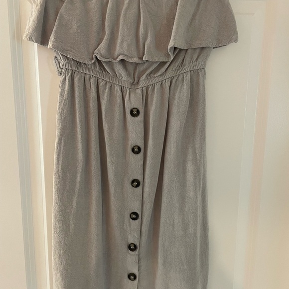 one clothing Dresses & Skirts - One Clothing Strapless Gray Dress with Button Detail